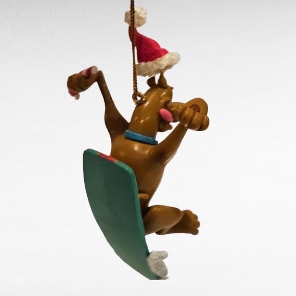 Hannah Banana Holiday Scoobydoo Cartoon Network Ornament 24 Scooby